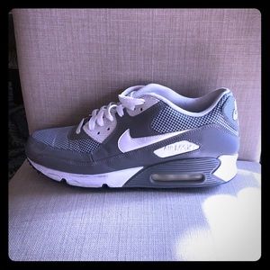 Used Nike air max